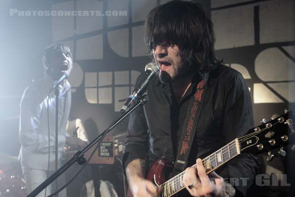 HUSHPUPPIES - 2008-11-08 - PARIS - La Maroquinerie - 